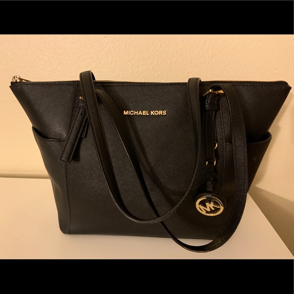 Michael Kors Jet Set Top-Zip Tote